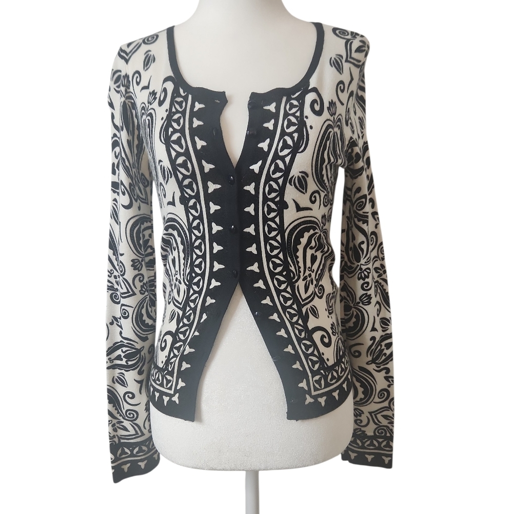 White House Black Market Black/White Paisley Beaded Button Cardigan Size XXS
